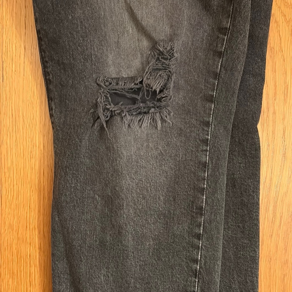 Women's Ann Taylor LOFT Distressed Black Jeans - Picture 6 of 7